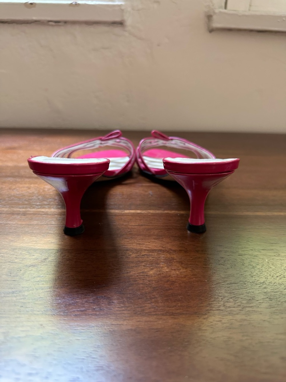 RARE Stuart Weitzman Hot Pink Strappy Kitten Heels - Picture 4 of 5